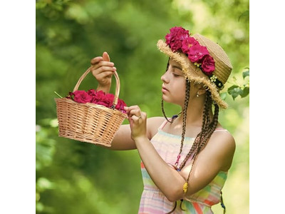 Children Picnic Hamper Sets For 6 Plastic Basket Toy With Wood Handle Deep